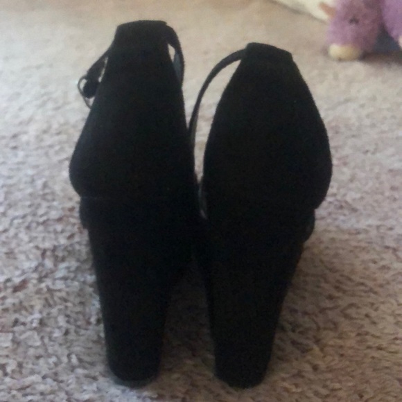 Wedges - Picture 2 of 3